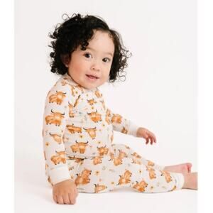 Little One Shop Highland Cows Infant Jumper w/ Optional Footies - Size 18-24M